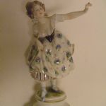 364 1437 Figurin
